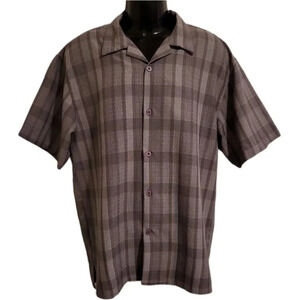 Men's Button Up Shirt by Montique (size L)